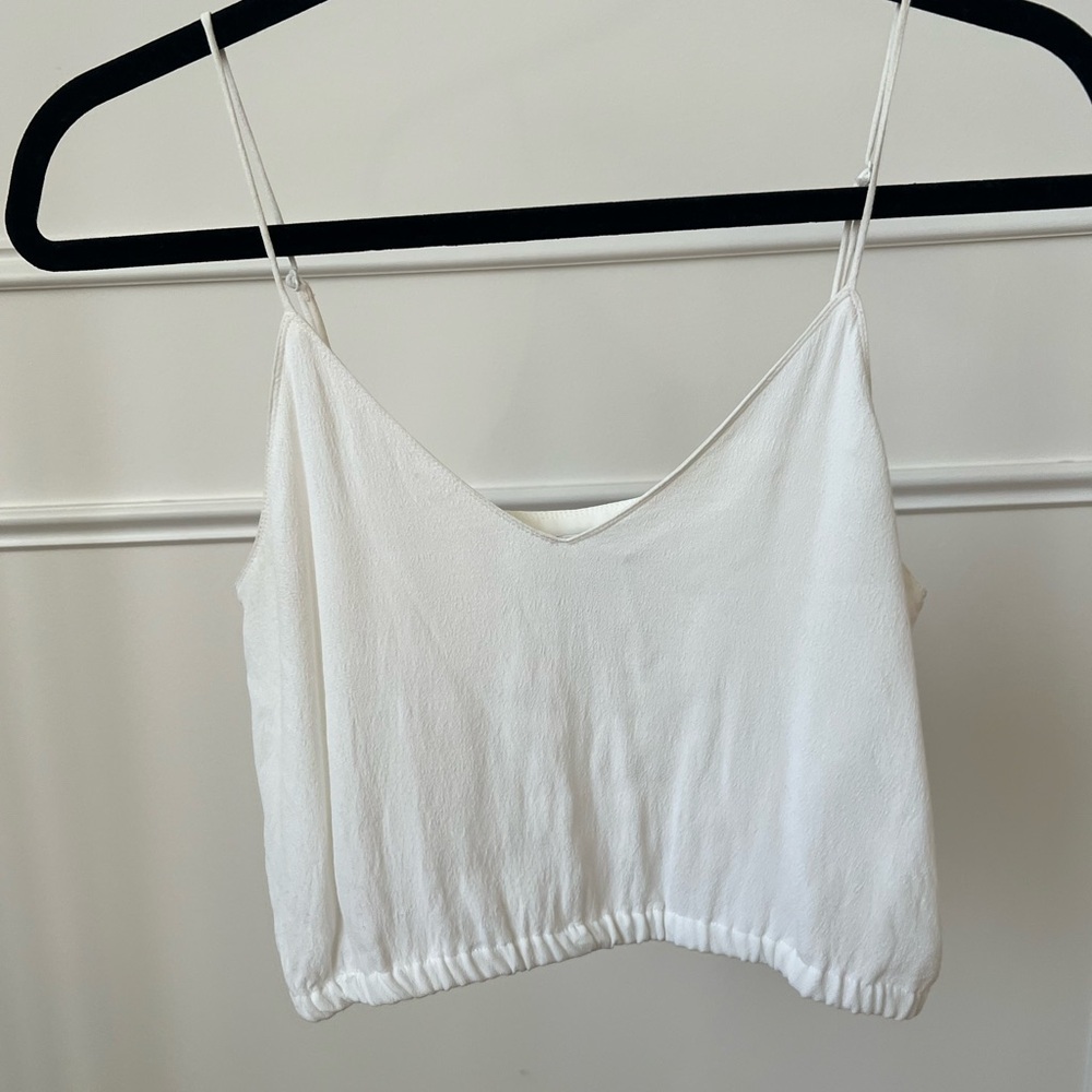 Aritzia Wilfred Free cropped sleeveless blouse with adjustable spaghetti straps
